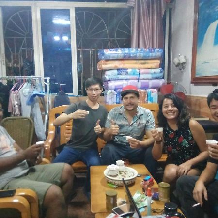 Guangzhou C'Est La Vie Youth Hostel מראה חיצוני תמונה