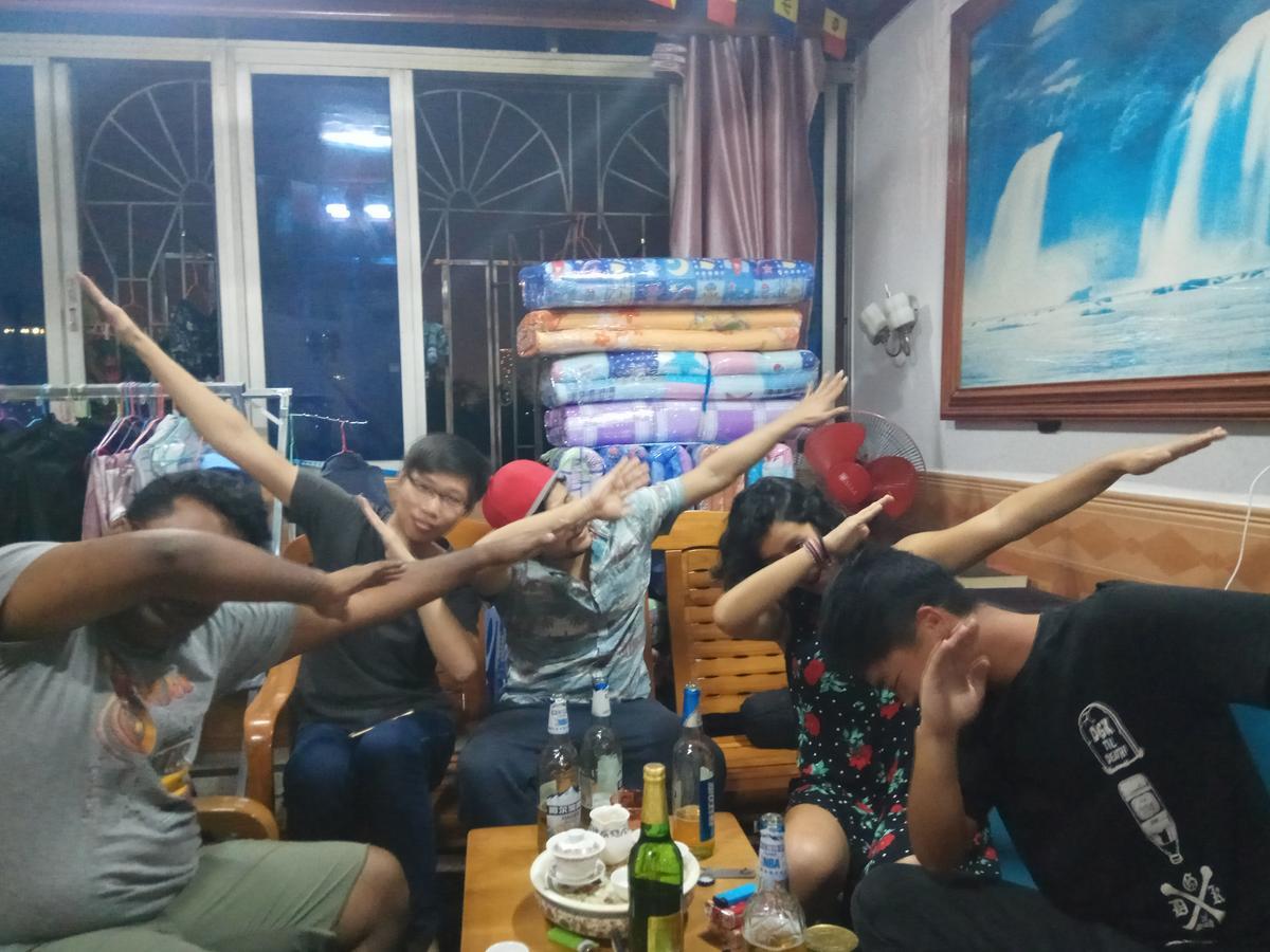 Guangzhou C'Est La Vie Youth Hostel מראה חיצוני תמונה